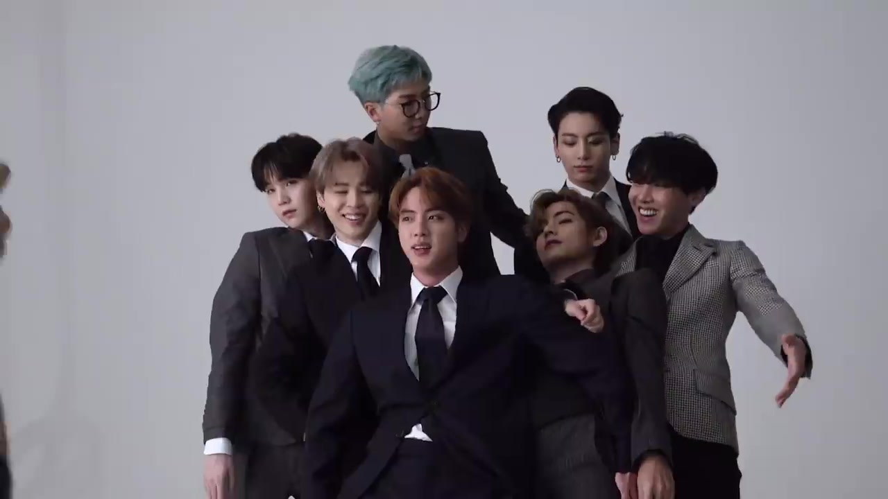 BTS Inside Their Variety Cover Shoo 068