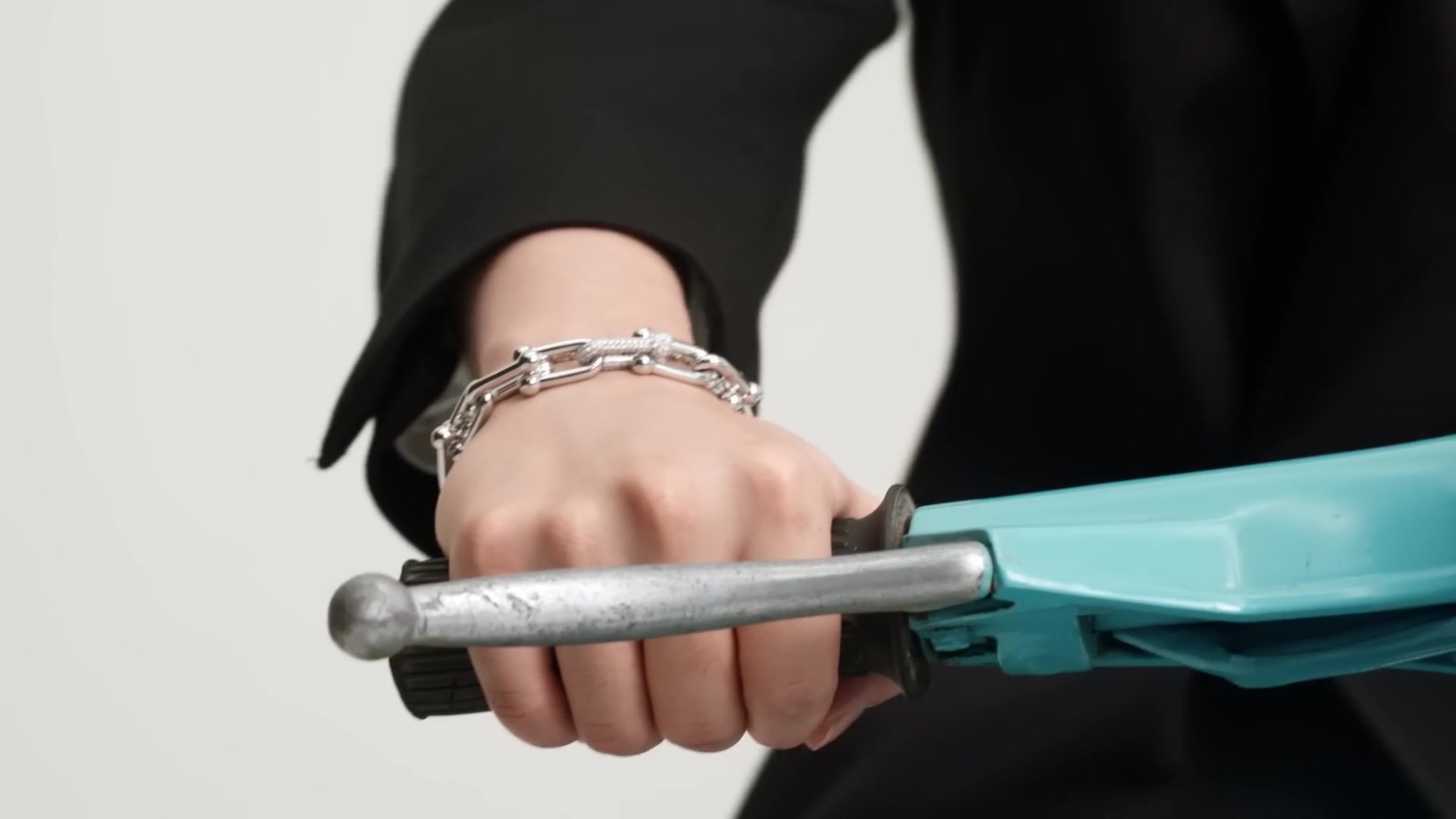 Jimin of BTS Wears Tiffany HardWea[1] 22